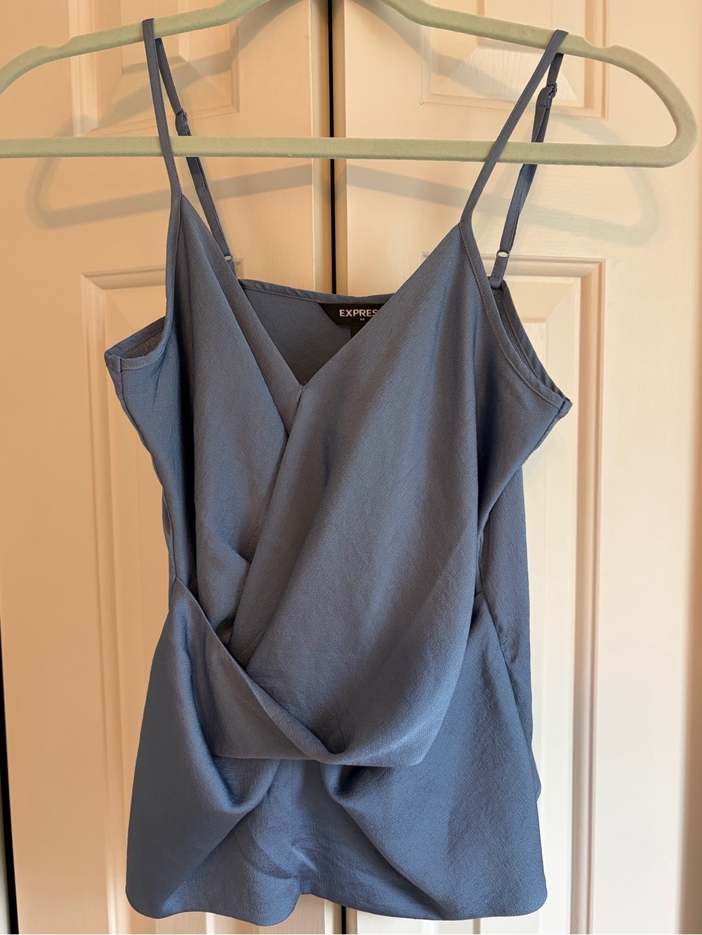 EXPRESS Women’s Steel Blue Professional Top